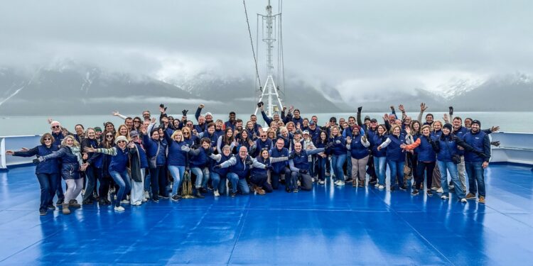 Travel Leaders Network Honors Top Affiliate Agencies with Elite Event in Alaska